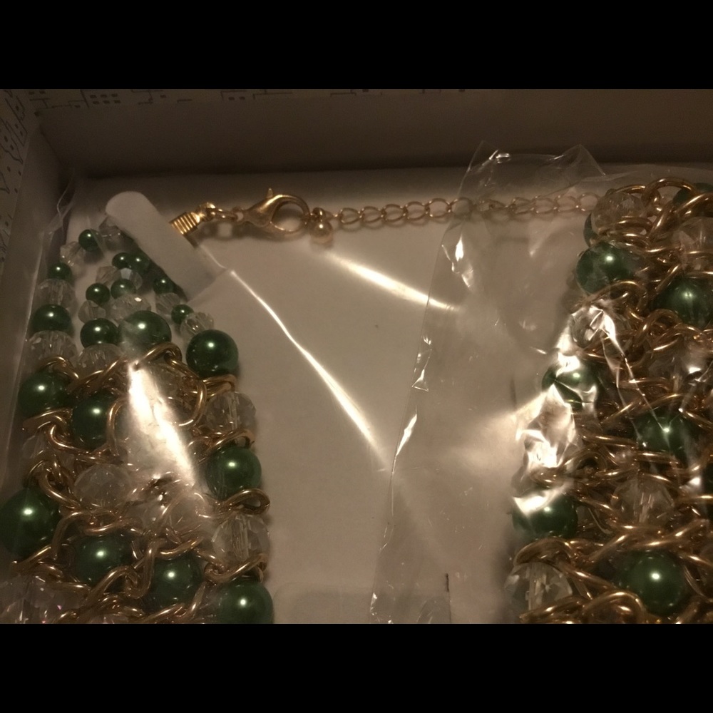Skyline Necklace and Bracelet Set - Picture 4 of 10